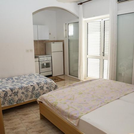 Apartments Butkovic Hvar Town Ruang foto