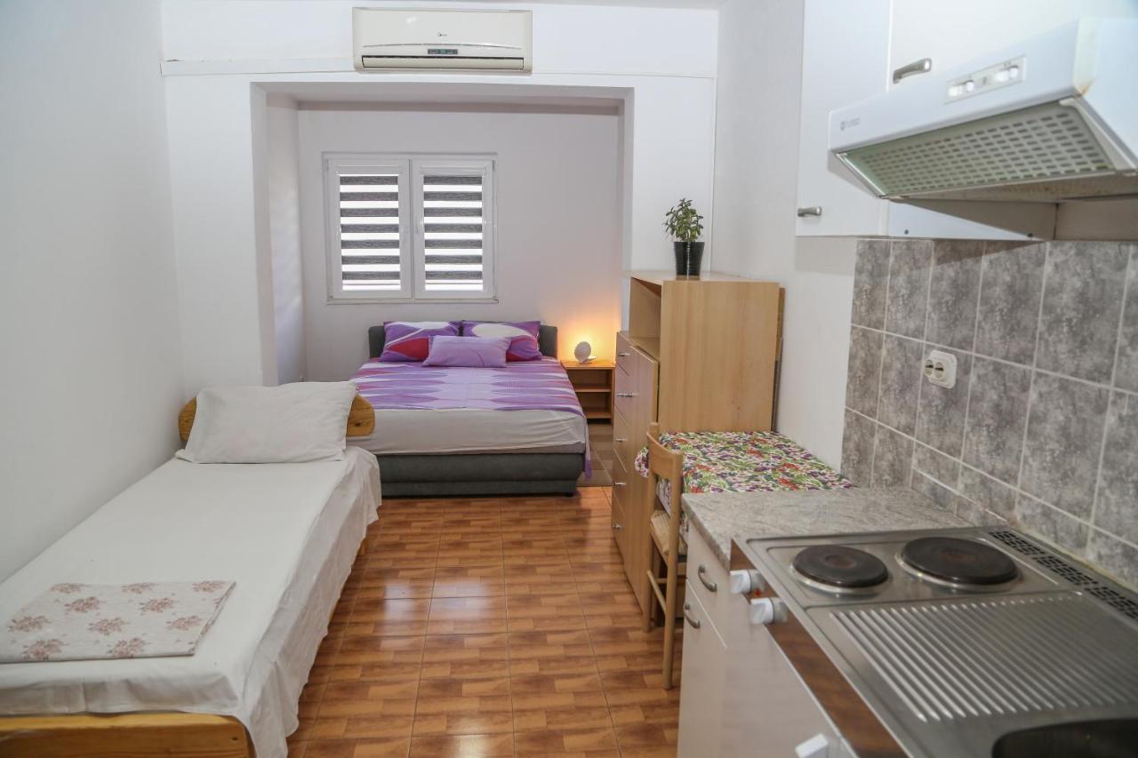 Apartments Butkovic Hvar Town Bagian luar foto