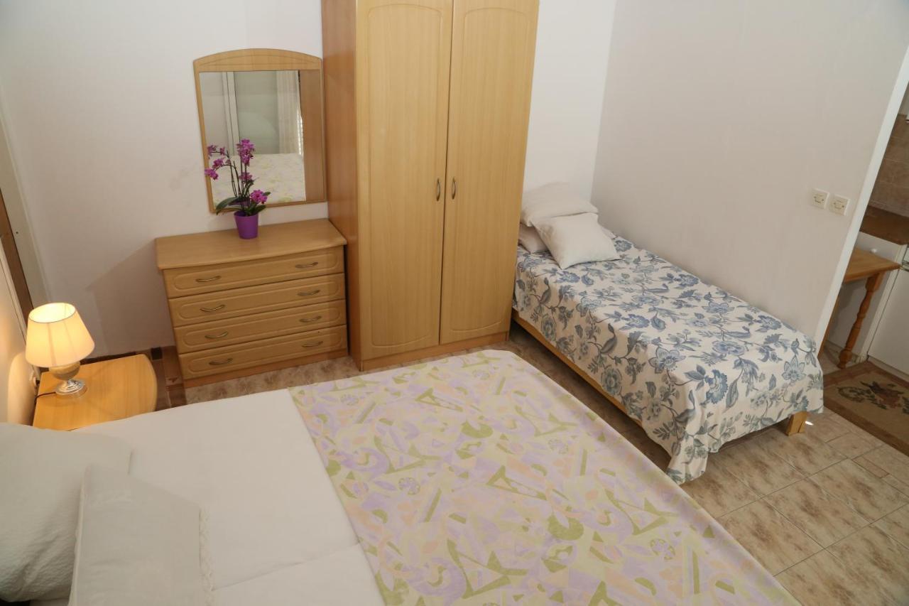 Apartments Butkovic Hvar Town Bagian luar foto