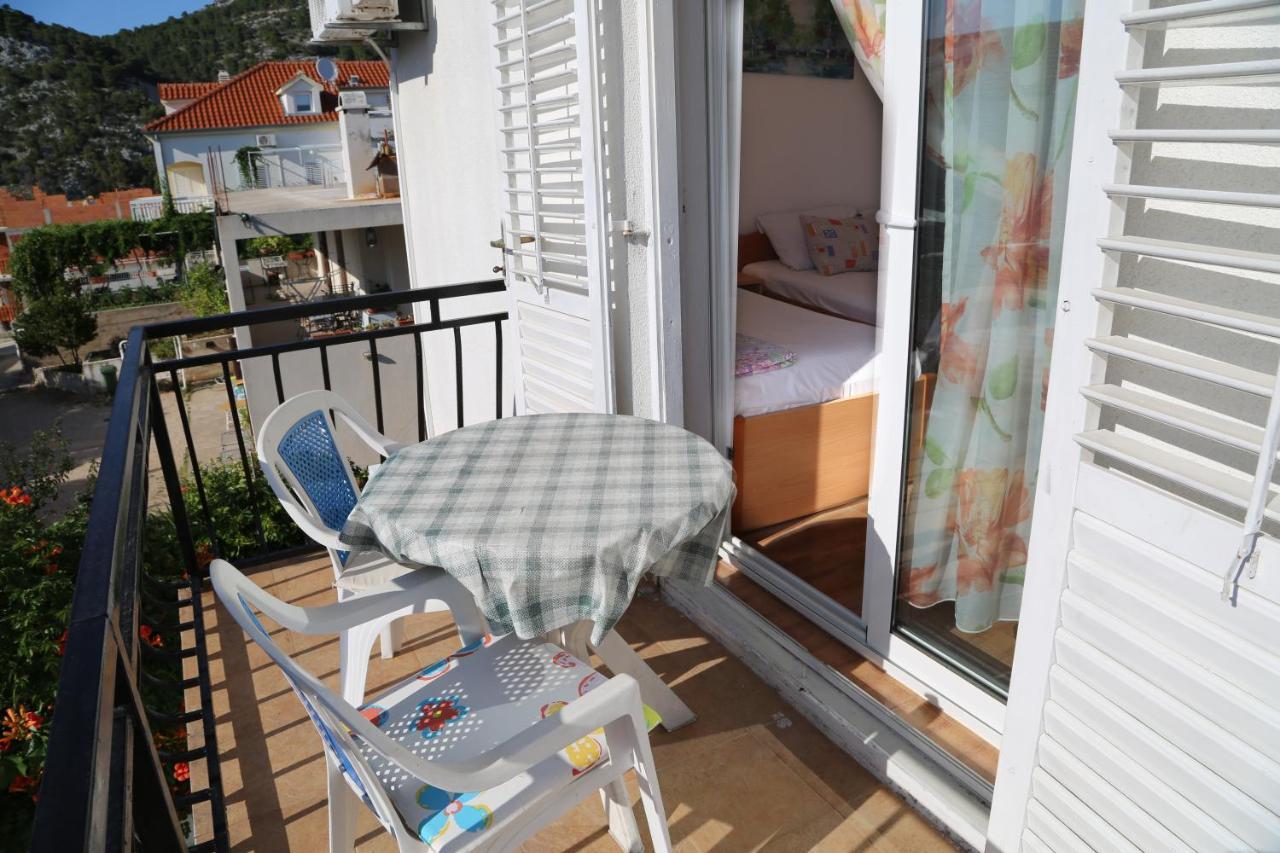 Apartments Butkovic Hvar Town Bagian luar foto