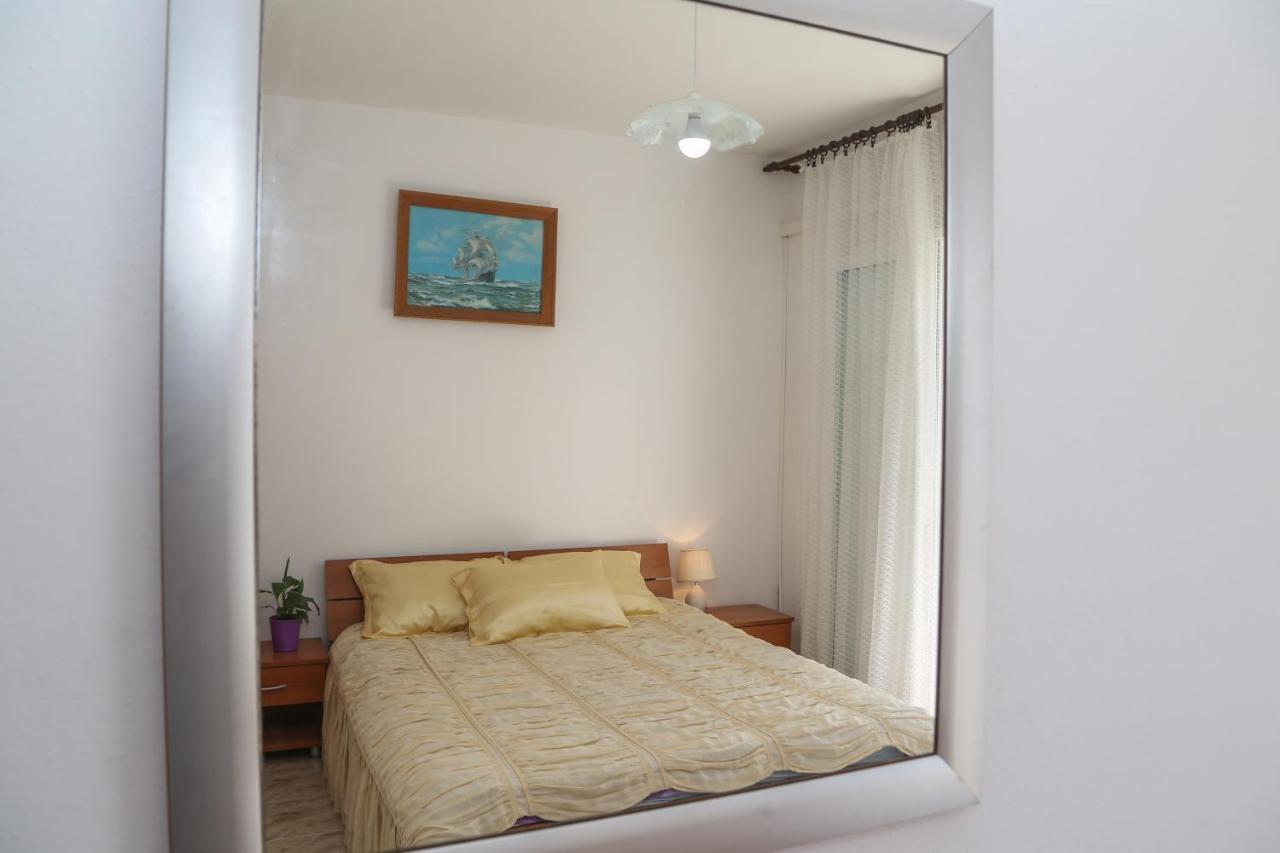 Apartments Butkovic Hvar Town Bagian luar foto