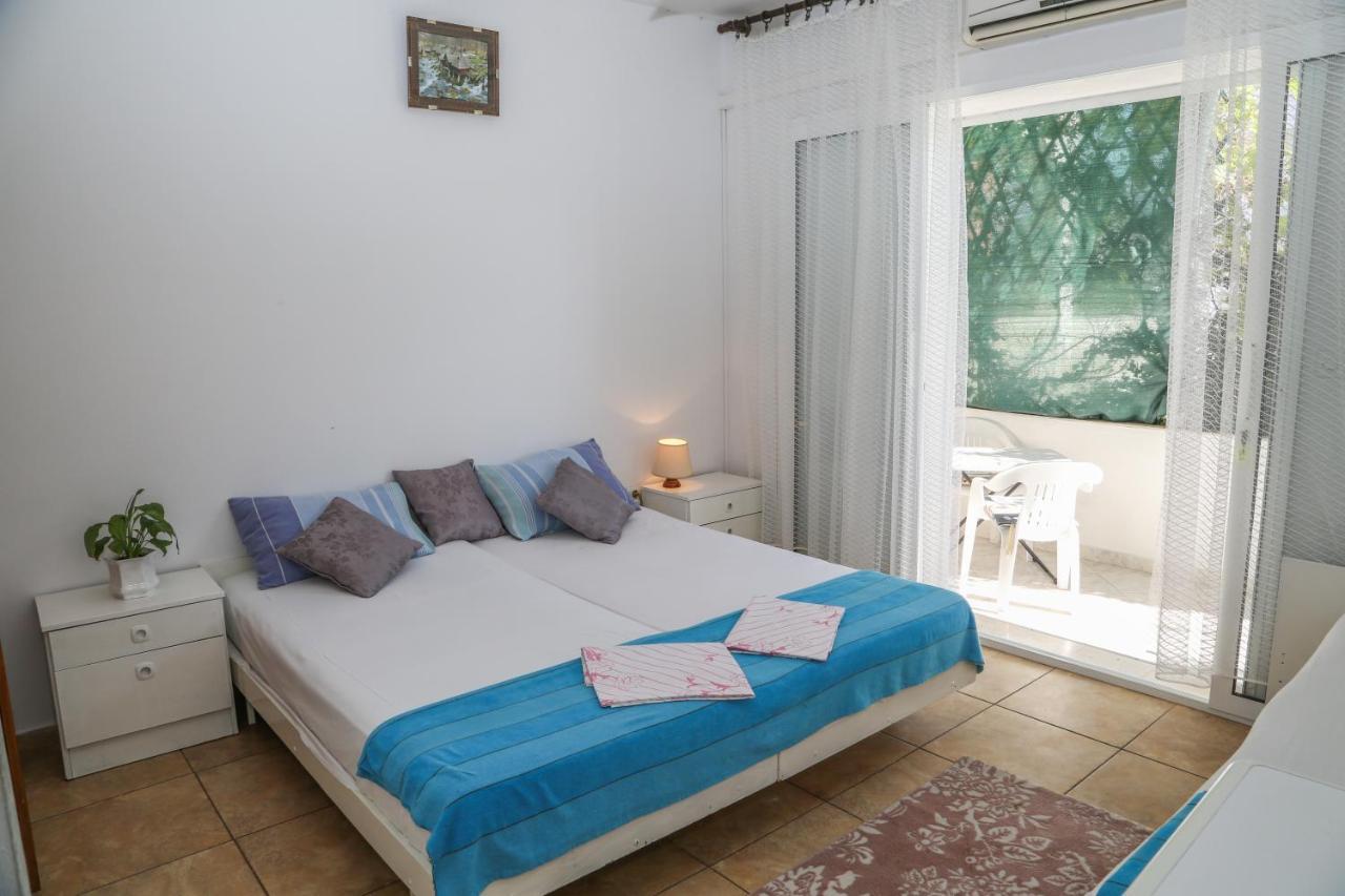Apartments Butkovic Hvar Town Bagian luar foto