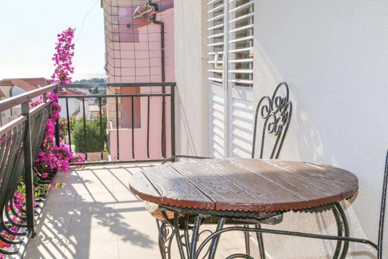 Apartments Butkovic Hvar Town Bagian luar foto