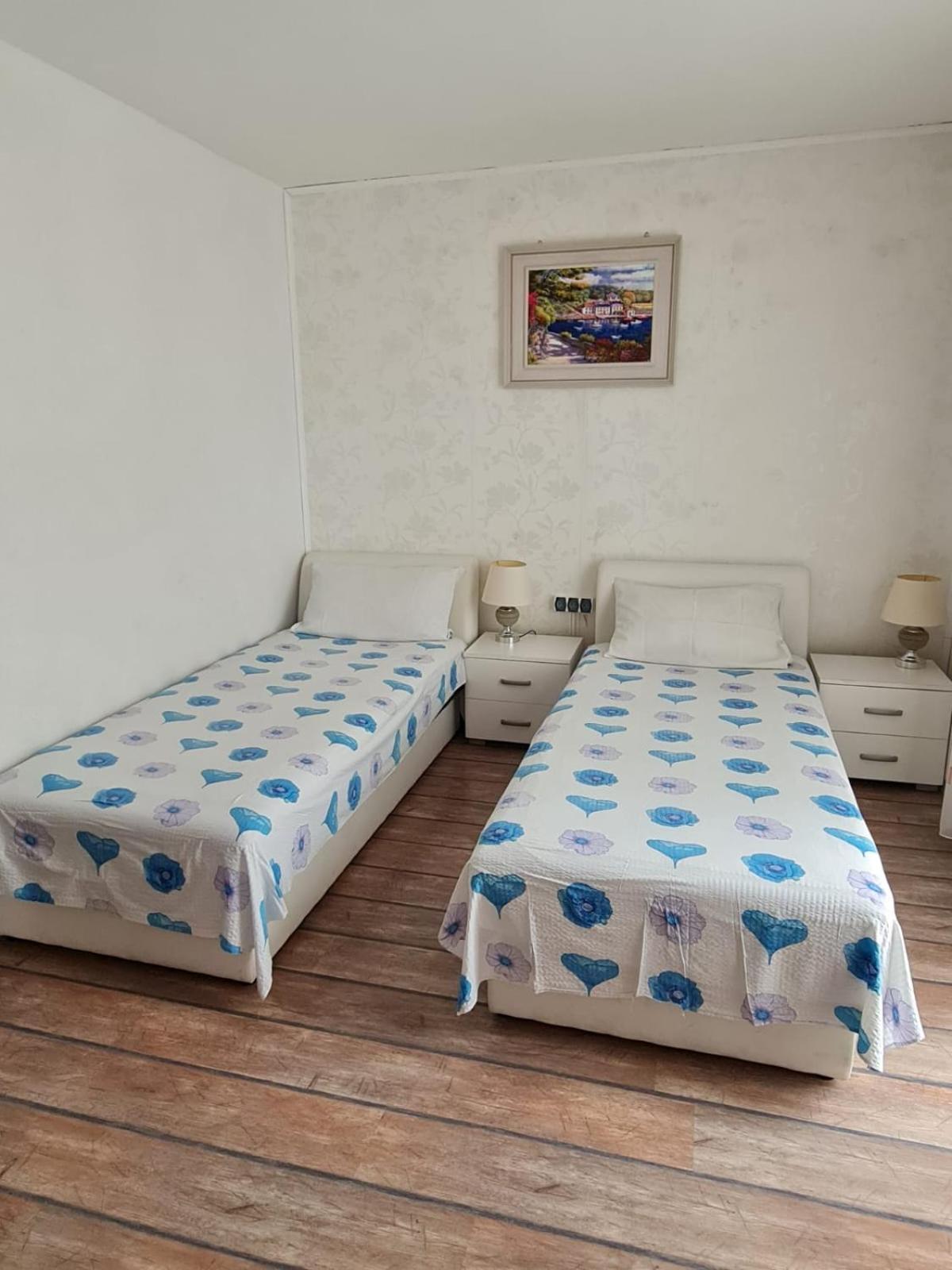 Apartments Butkovic Hvar Town Bagian luar foto